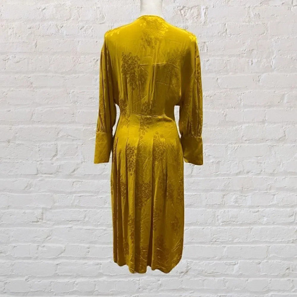 Bershka Floral Woven Over Jacket, Size M-L and Matching Pants, Size M in Yellow​ - Picture 6 of 16